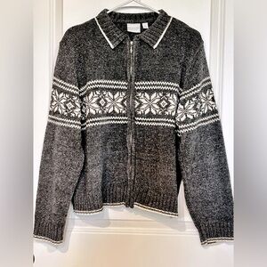 Gray and White Sonoma Zip-Up Sweater XL